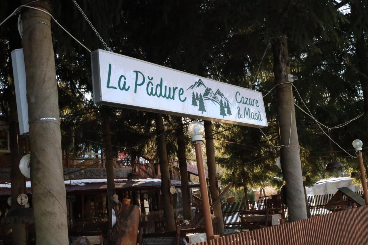 ホテルLa Padure Brebu エクステリア 写真